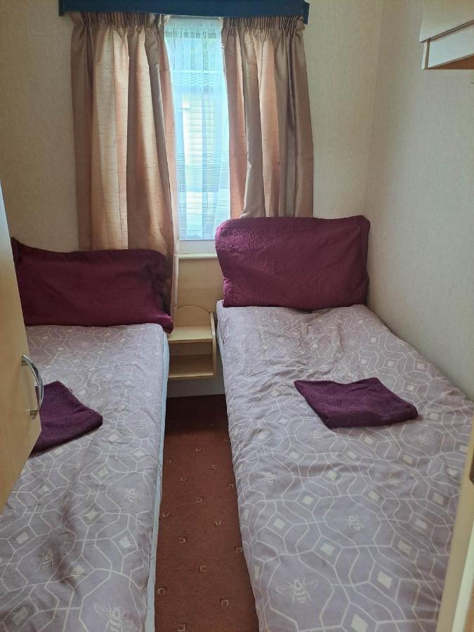 Cosy Caravan At Blackmoor Farm Ludchurch 외부 사진